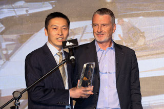 ASIAN BOATING AWARDS 2012<br />“RIVA 75’ VENERE SUPER” INSIGNITO AGLI ASIAN BOATING AWARDS DI HONG KONG DEL PREMIO “BEST PRODUCTION MOTOR YACHT” 