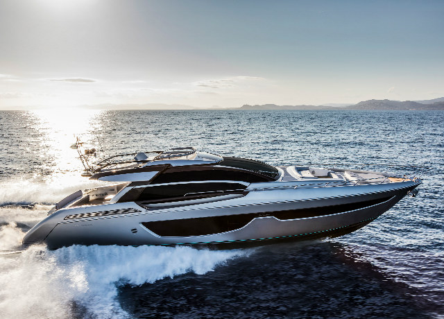 Ferretti Group drops anchor in Florida for the 33rd annual Palm Beach International Boat Show, further bolstering North American presence with diverse fleet