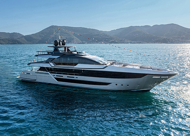 Ferretti Group's star shines bright at the Monaco Yacht Show with steel super yachts, two world premieres and the announcement of two acquisitions. 